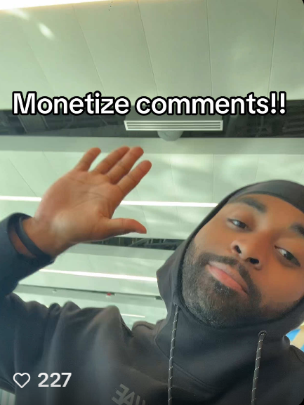 Viral comment that earns its author money